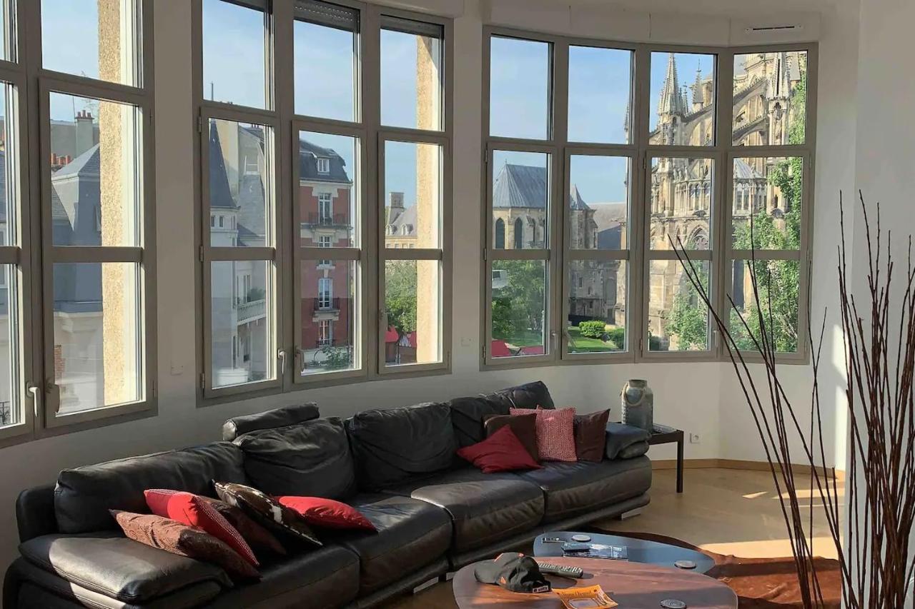 Loft Des Sacres - Vue Unique Sur La Cathedrale Apartman Reims Kültér fotó