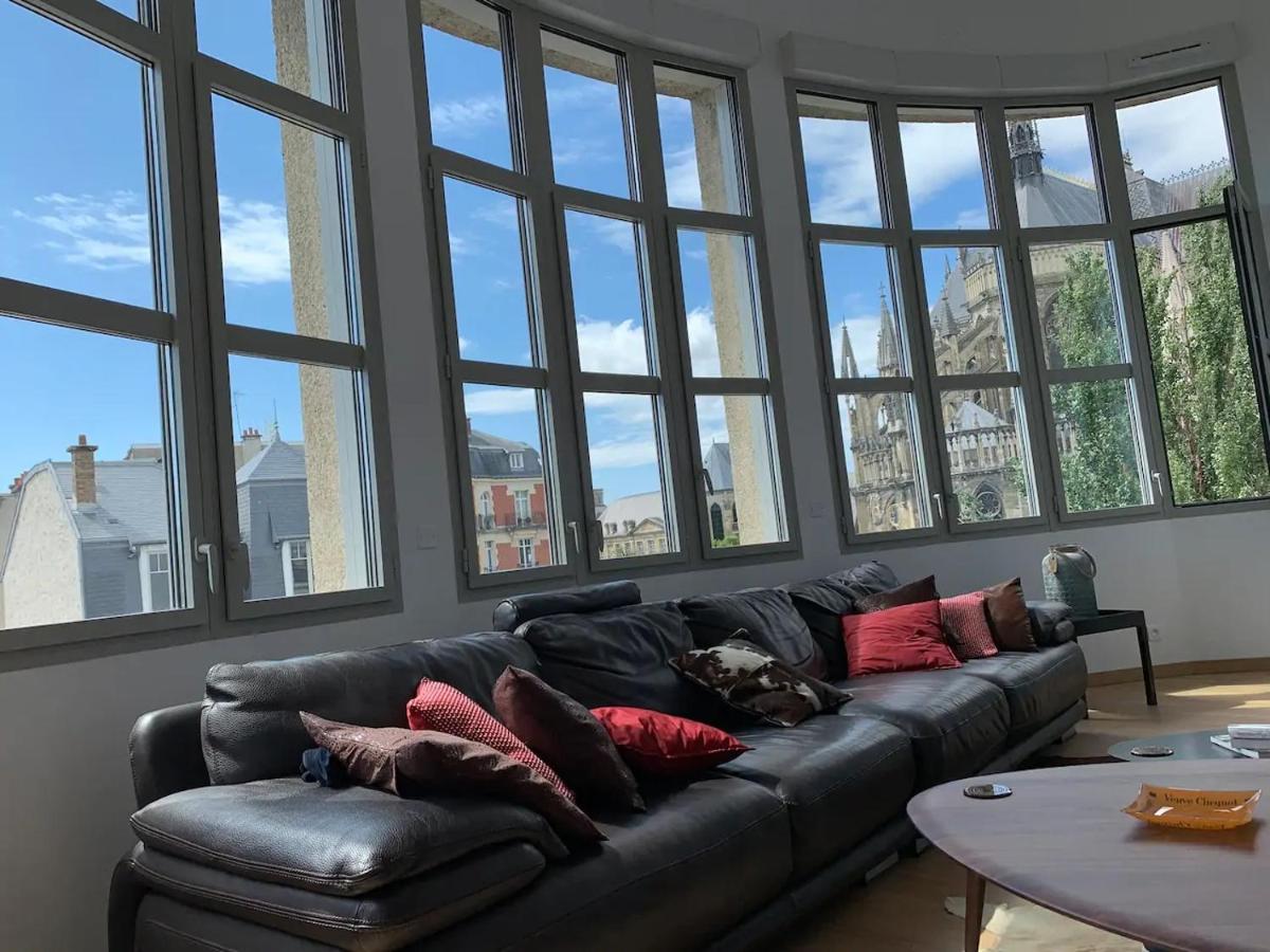 Loft Des Sacres - Vue Unique Sur La Cathedrale Apartman Reims Kültér fotó